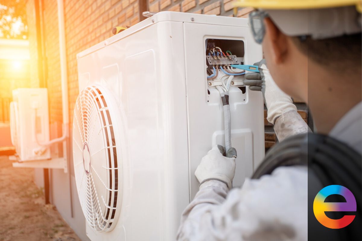 Conectarea pompei de căldură și verificarea funcționalității acesteia.